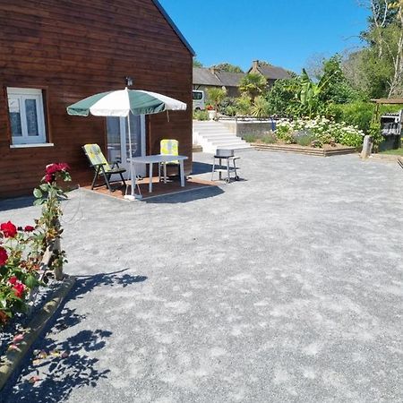 La Lande Chauvin Guest House La Chapelle-Saint-Aubert Екстериор снимка