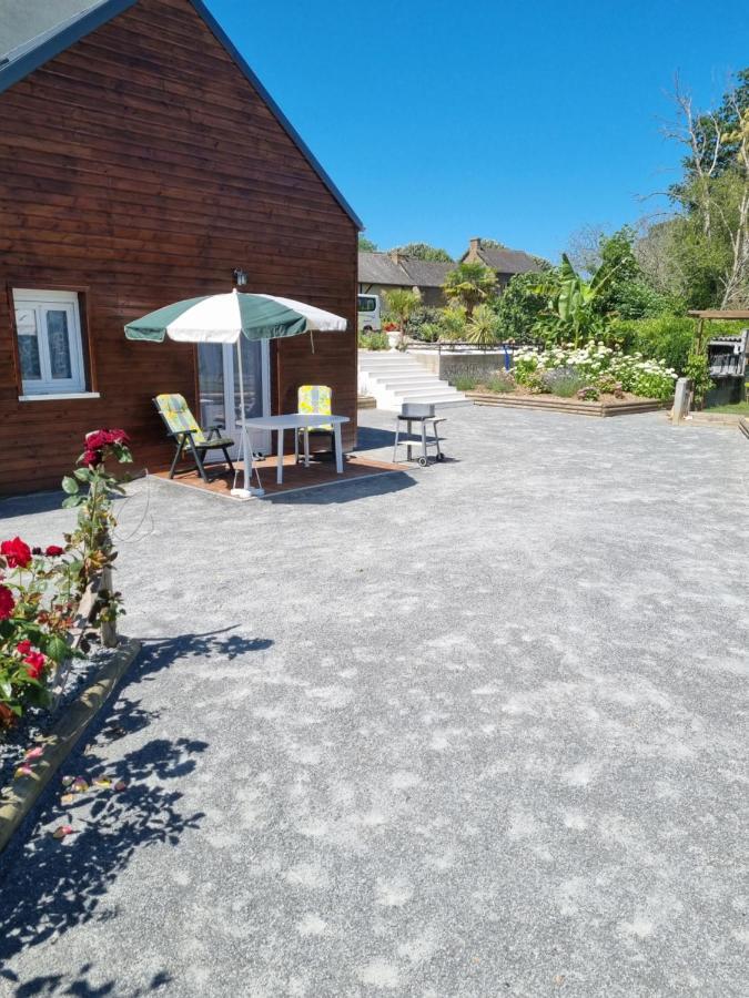 La Lande Chauvin Guest House La Chapelle-Saint-Aubert Екстериор снимка